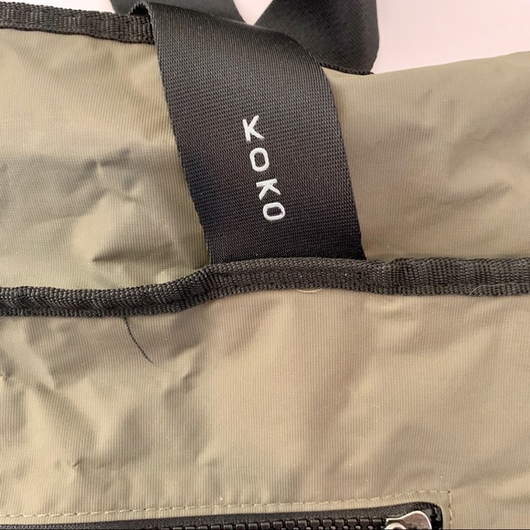 KOKO Large Zip Tote - Picture 4 of 12